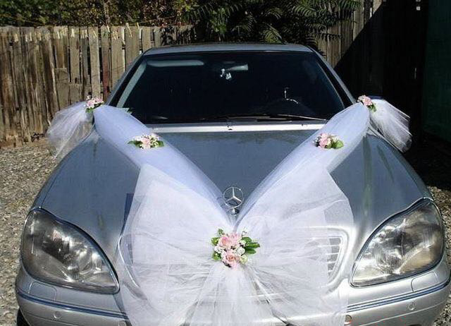 Svadobná výzdoba na auto biela s ružičkami A 102