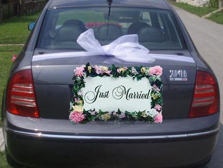 Svadobná výzdoba na auto s tabuľkou JUST MARRIED A 106